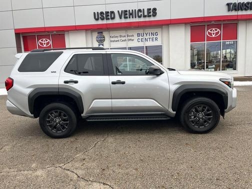 2025 Toyota 4Runner SR5