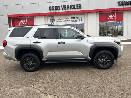2025 Toyota 4Runner SR5