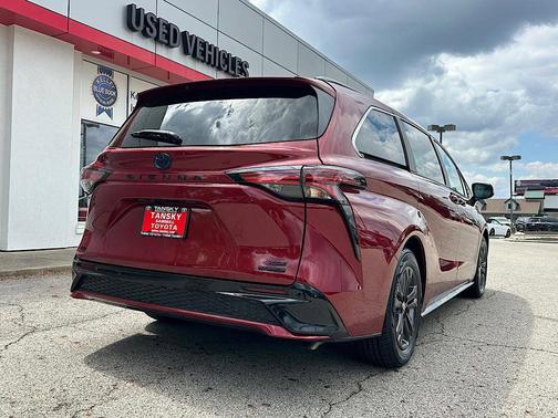 Ruby Flare Pearl 2024 Toyota Sienna XSE 7 Passenger