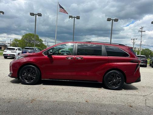 Ruby Flare Pearl 2024 Toyota Sienna XSE 7 Passenger