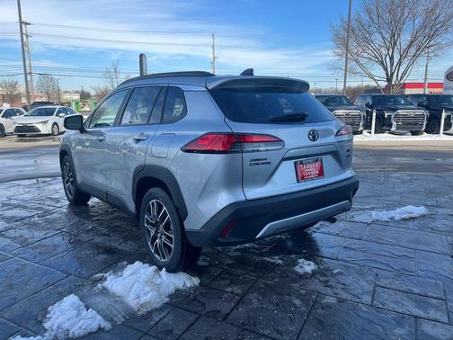 2026 Toyota Corolla Cross XLE