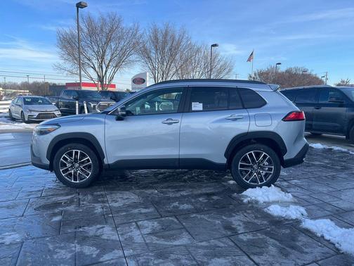 2026 Toyota Corolla Cross XLE