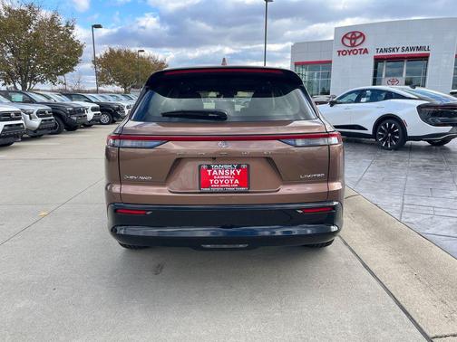 2025 Toyota Crown Signia Limited