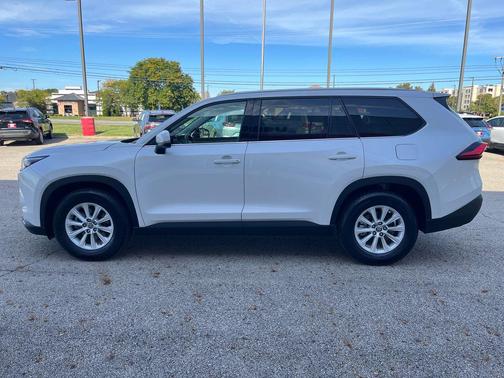 2024 Toyota Grand Highlander XLE