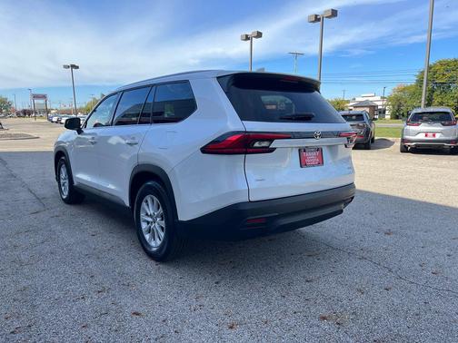 2024 Toyota Grand Highlander XLE