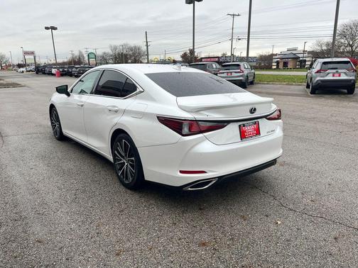 2024 Lexus ES 350 Base