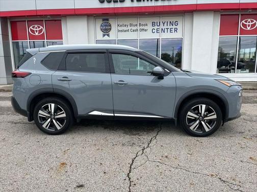 2021 Nissan Rogue SL