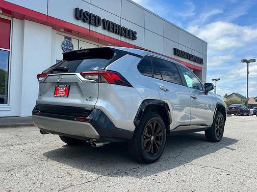 Silver Sky Metallic 2025 Toyota RAV4 Hybrid SE