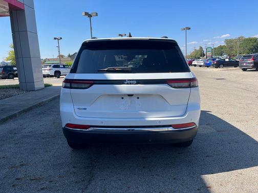 2024 Jeep Grand Cherokee 4xe Base