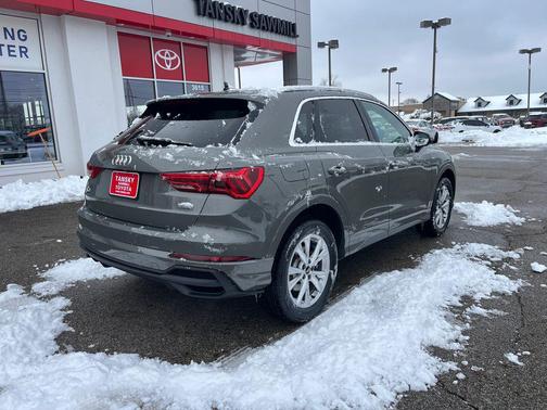 2023 Audi Q3 Premium 45 TFSI S line quattro Tiptronic