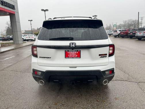 2024 Honda Passport AWD TrailSport