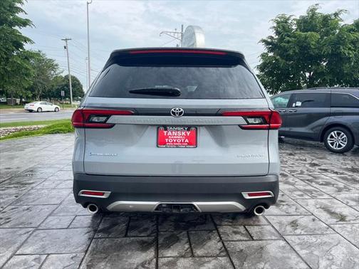 2025 Toyota Grand Highlander Hybrid Limited MAX