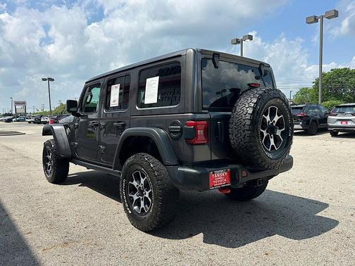 Granite Crystal Metallic Clearcoat 2022 Jeep Wrangler Unlimited Rubicon