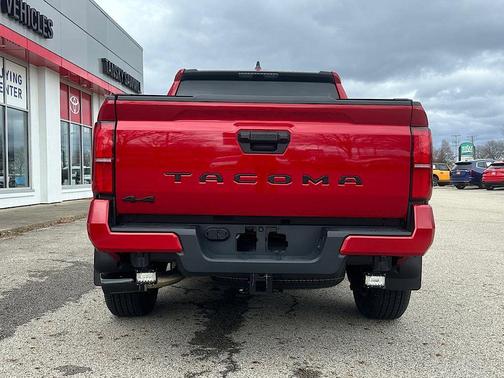 2025 Toyota Tacoma SR5