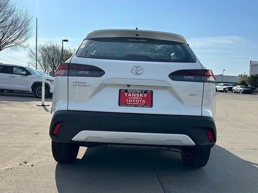 Pearl 2026 Toyota Corolla Cross L