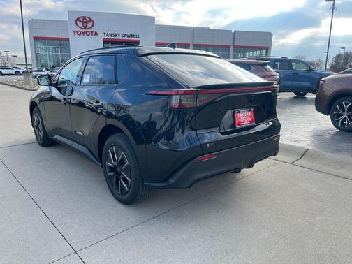 2026 Toyota bZ XLE Plus