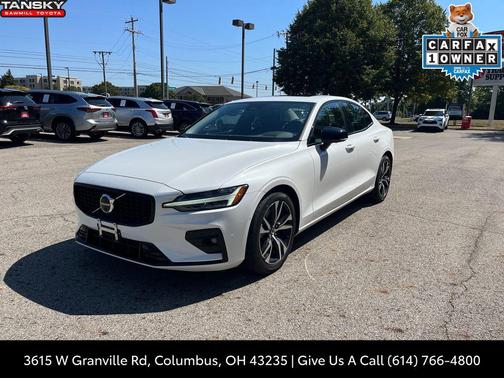2024 Volvo S60 B5 Plus Dark Theme