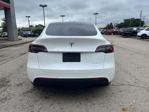 2021 Tesla Model Y Long Range Dual Motor All-Wheel Drive