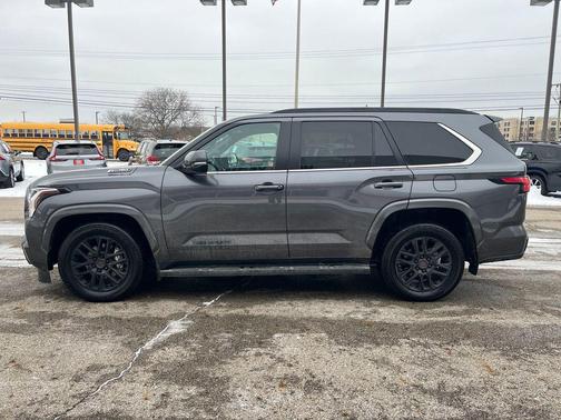 2025 Toyota Sequoia SR5