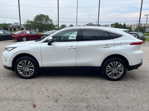 2024 Toyota Venza XLE