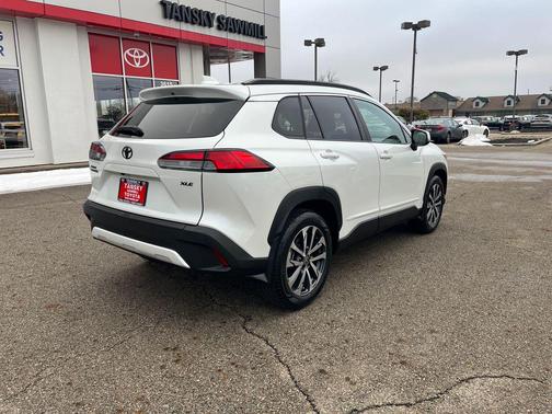 2023 Toyota Corolla Cross XLE