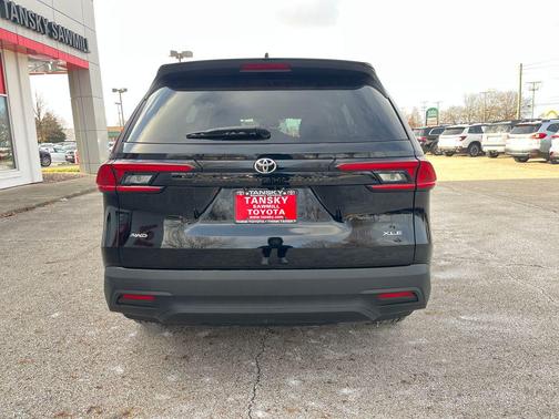 2025 Toyota Grand Highlander XLE