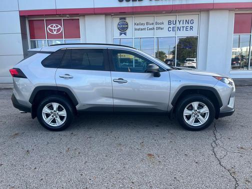 2021 Toyota RAV4 Hybrid LE