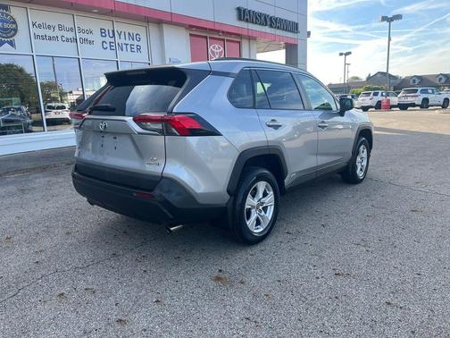 2021 Toyota RAV4 Hybrid LE
