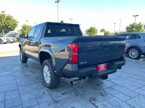 2025 Toyota Tacoma SR
