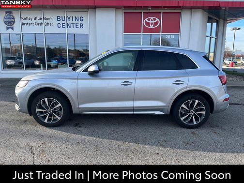 2023 Audi Q5 45 S line Prestige