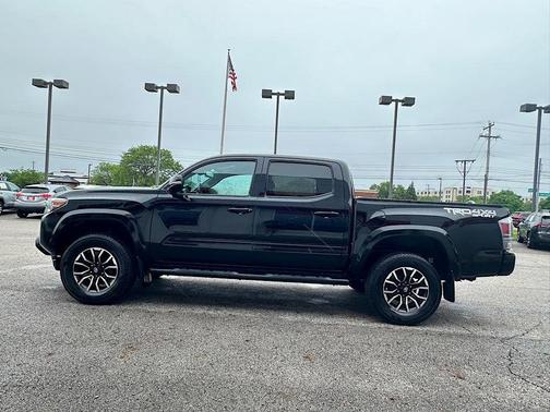 Black 2023 Toyota Tacoma TRD Sport