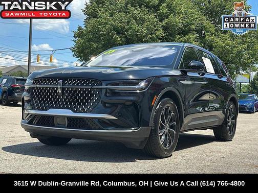 Infinite Black Metallic Clearcoat 2025 Lincoln Nautilus Premiere