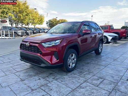 2025 Toyota RAV4 XLE