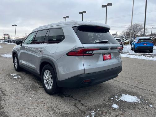 2025 Toyota Grand Highlander XLE