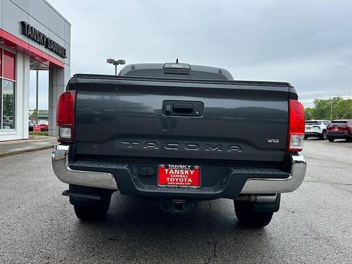 Cement 2019 Toyota Tacoma TRD Off Road