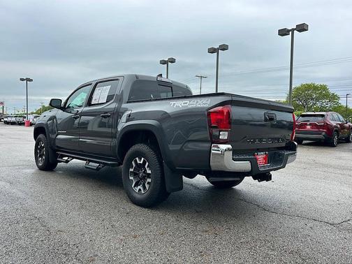Cement 2019 Toyota Tacoma TRD Off Road