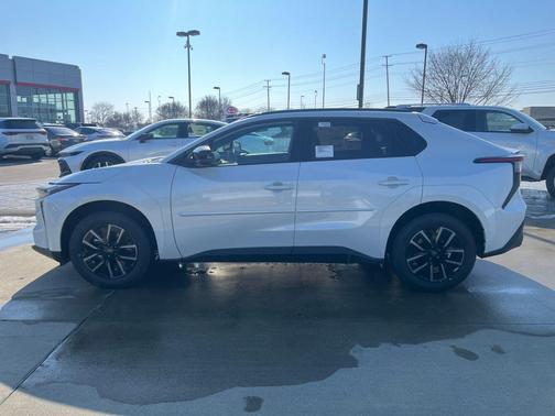 2026 Toyota bZ XLE Plus