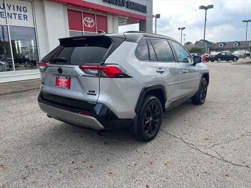 2024 Toyota RAV4 Hybrid SE