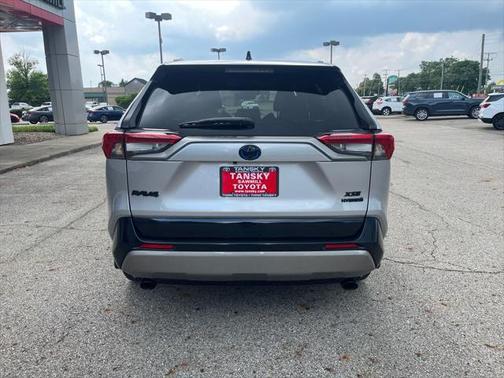 2024 Toyota RAV4 Hybrid SE