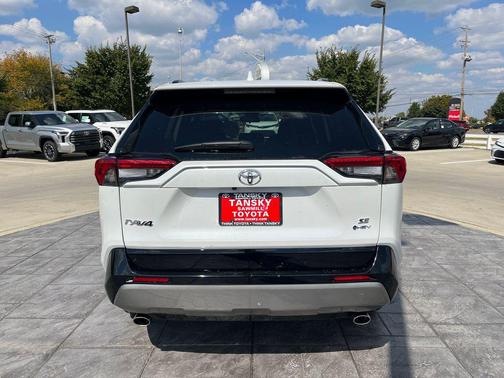 2025 Toyota RAV4 Hybrid SE