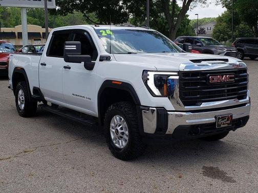 Summit White 2024 GMC Sierra 2500 Pro