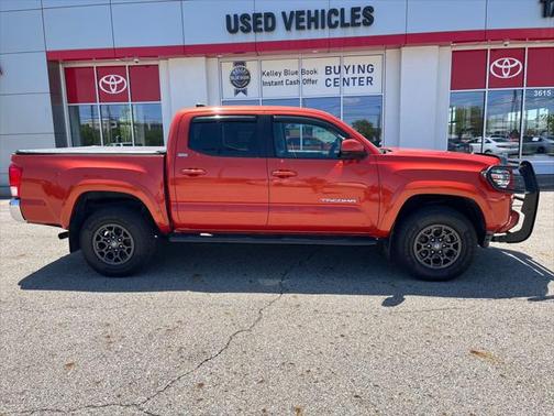 2017 Toyota Tacoma SR5