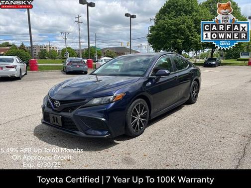 2022 Toyota Camry SE