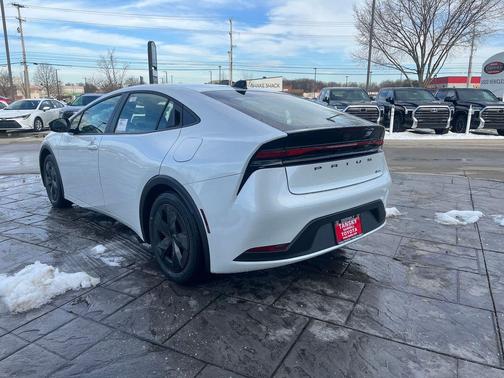 2026 Toyota Prius LE