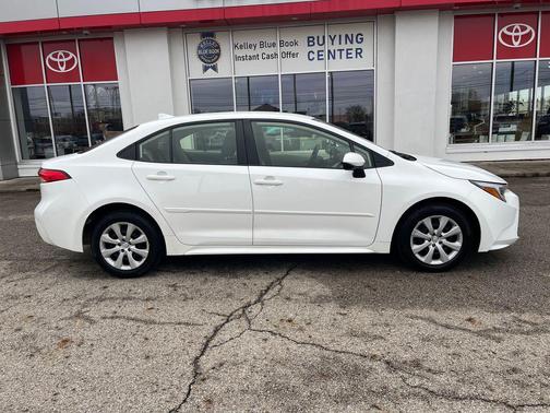 2023 Toyota Corolla Hybrid LE