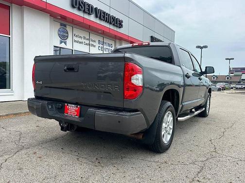 Magnetic Gray Metallic 2018 Toyota Tundra SR5