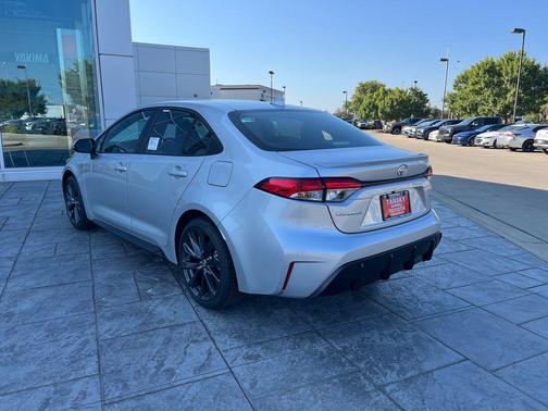 2025 Toyota Corolla SE