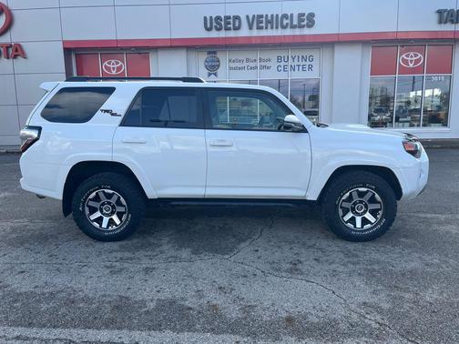 2022 Toyota 4Runner TRD Off Road Premium