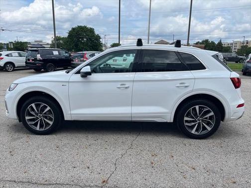 2023 Audi Q5 45 S line Premium Plus