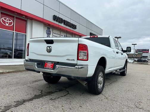 2024 RAM 2500 Tradesman Crew Cab 4x4 8' Box
